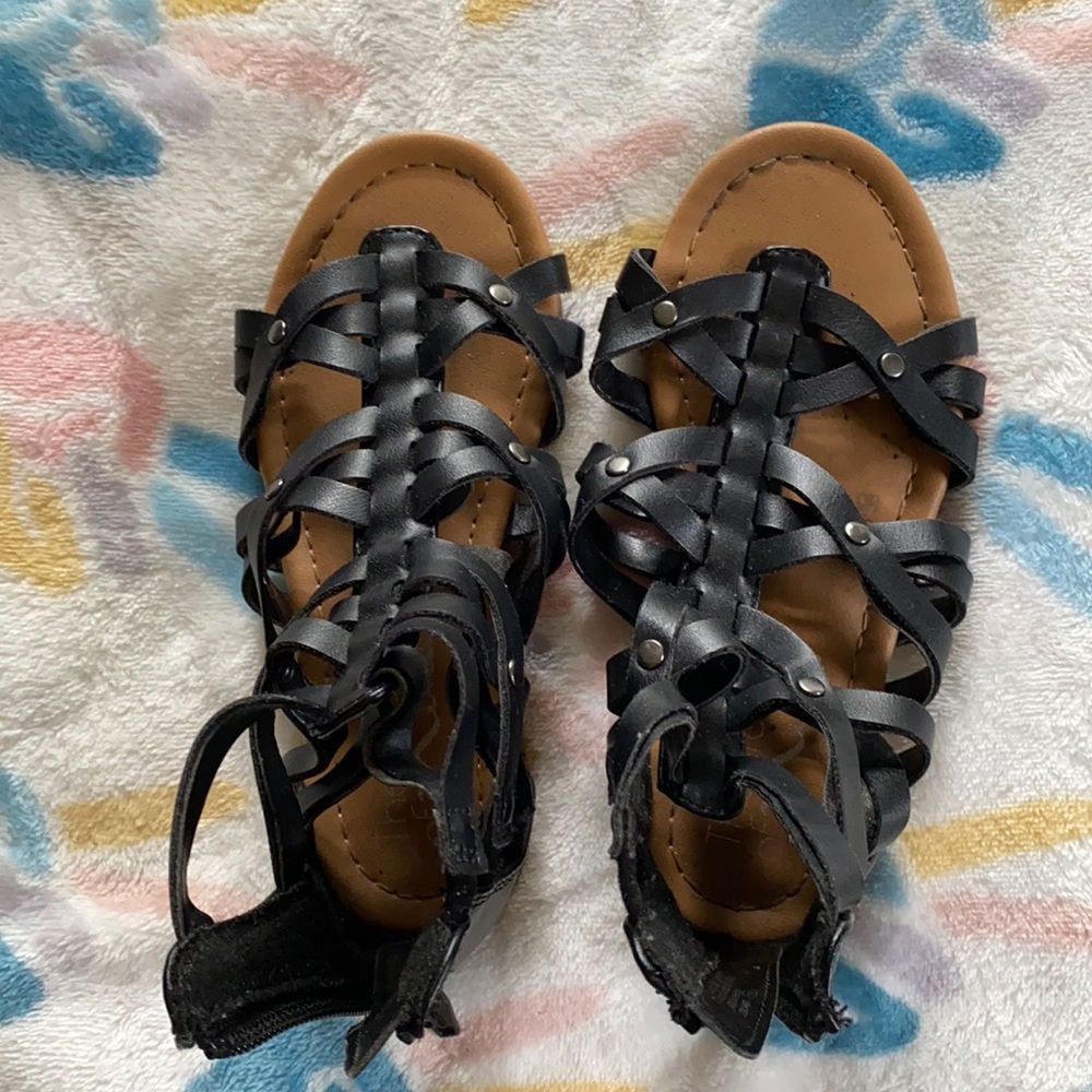Black Lacey kids shoes good condition